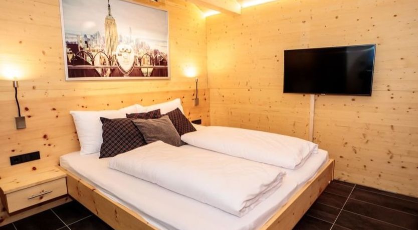 Photo of Superior 4 SZ,Sauna&Aussenbadewanne Apartment 7