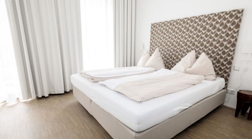 Photo of mit 1 Schlafzimmer & Saunabereich Apartment 7