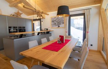 APT Planai SP Ski in Ski out Apartment 13 Holiday Home