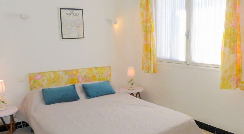 Photo of Les Hirondelles