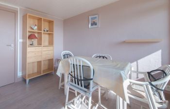 Empaja great views and parking Holiday Home