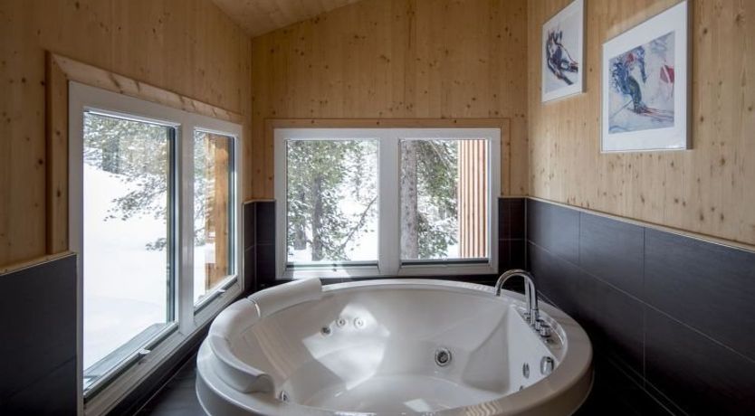 Photo of # 6 mit IR-Sauna und Sprudelwanne Innen Apartment 26