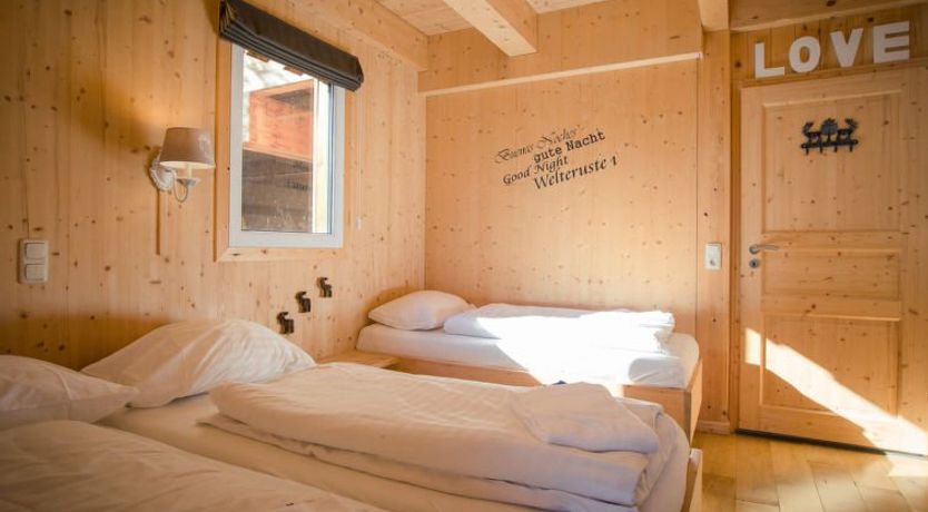 Photo of # 6 mit IR-Sauna und Sprudelwanne Innen Apartment 26