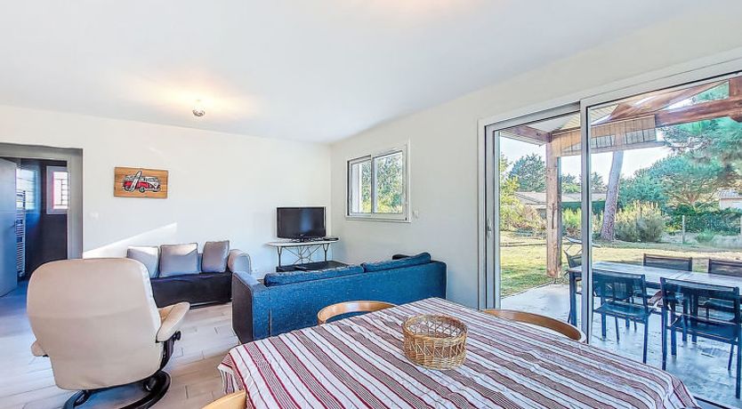 Photo of Les Arbousiers