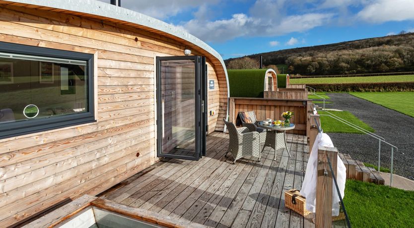 Photo of Middle Longlands