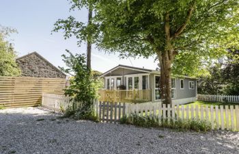 Orchard Lodge Holiday Cottage