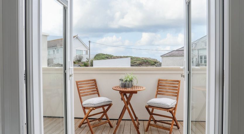 Photo of 9 Lon Y Dryw