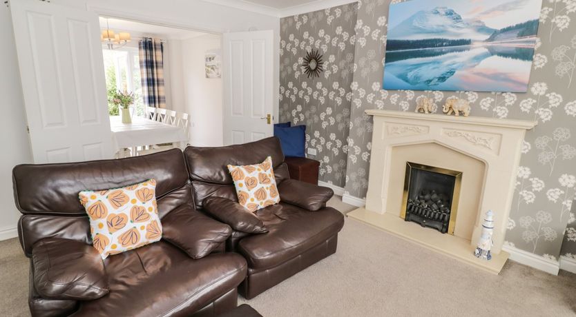 Photo of Grapevine House