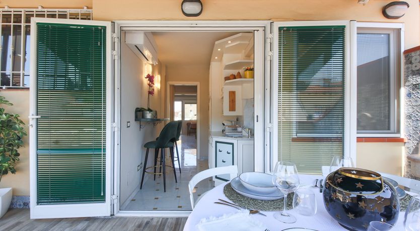 Photo of Aria to a Bird