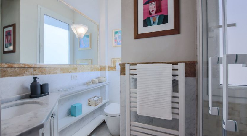 Photo of Aria to a Bird