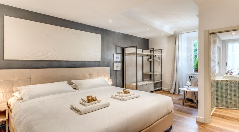 Photo of The Modern Historian