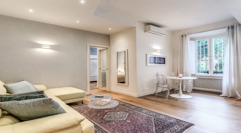 Photo of The Modern Historian