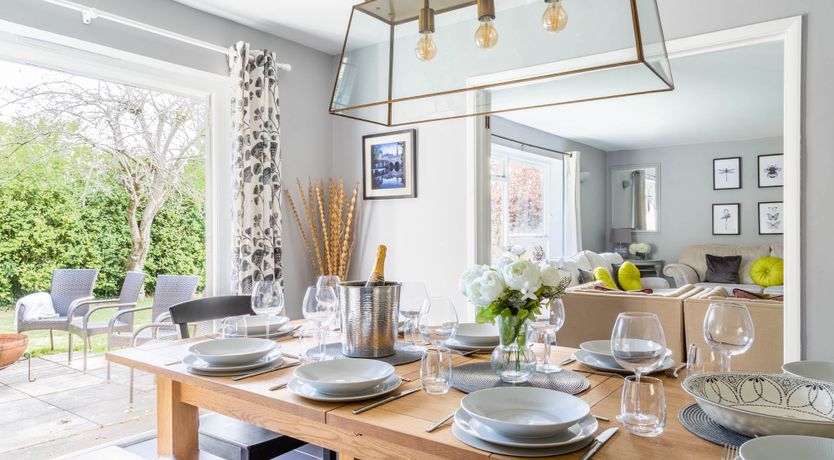 Photo of Head in the Flowers