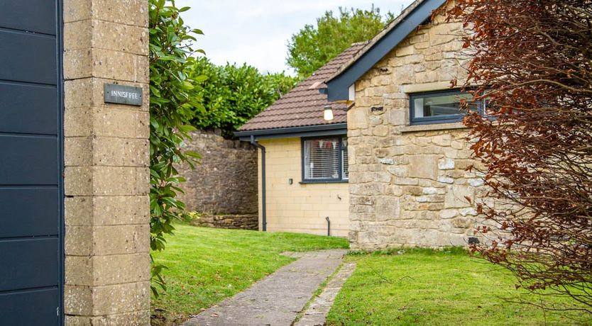 Photo of Head in the Flowers