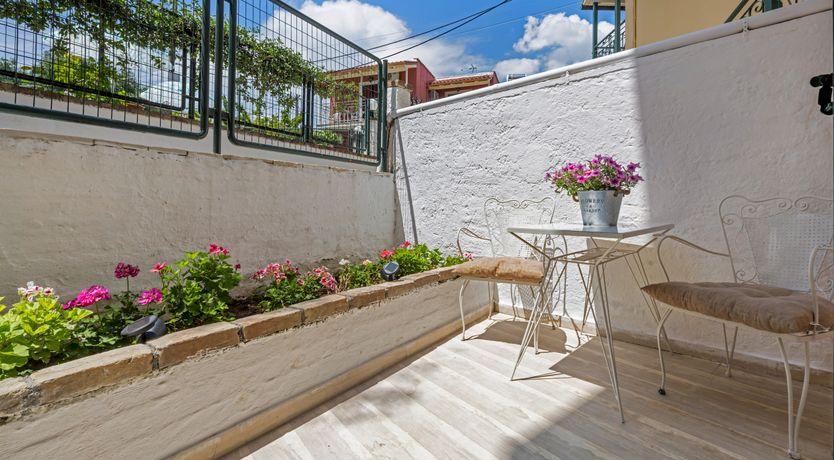 Photo of Blushing Garden