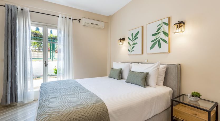 Photo of Blushing Garden