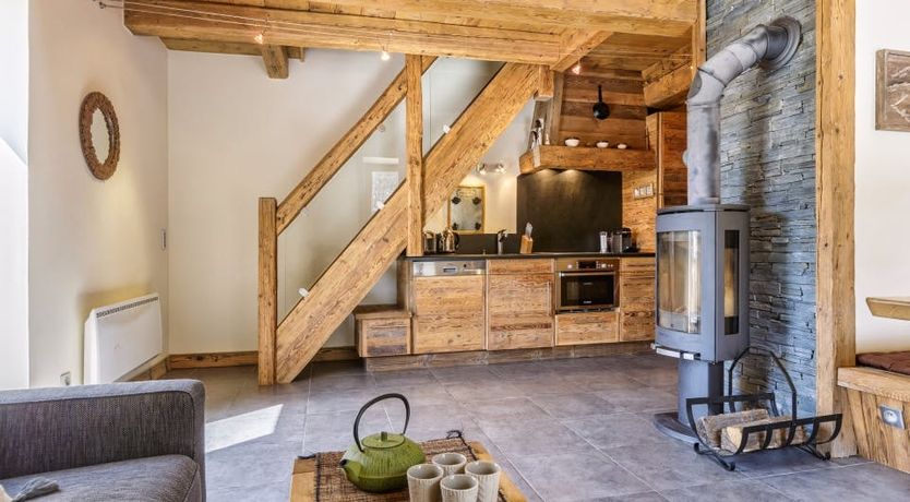 Photo of Golden Mountain