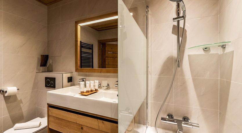 Photo of Between the Slopes