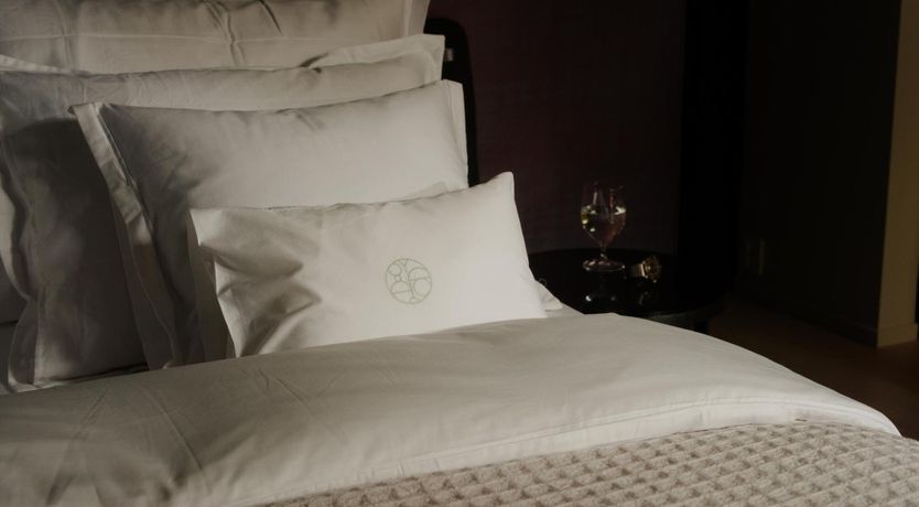 Photo of Kiss by the Window