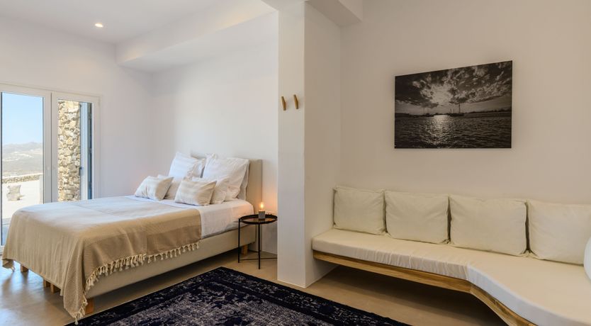 Photo of Apollo's Walls