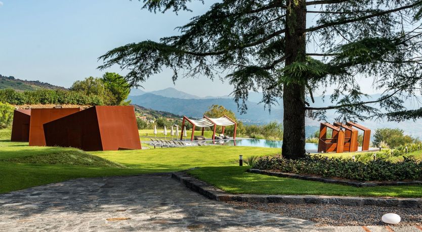 Photo of La Bella Sophia