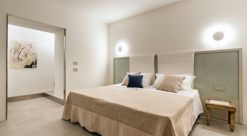 Photo of La Bella Sophia