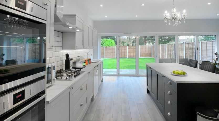 Photo of Thames Breeze