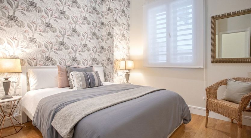 Photo of Rose & Blue