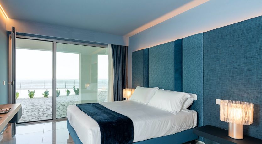 Photo of No Sweeter Sight