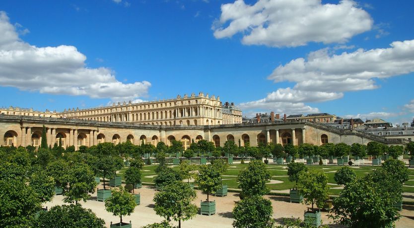Photo of Eiffel Gazing