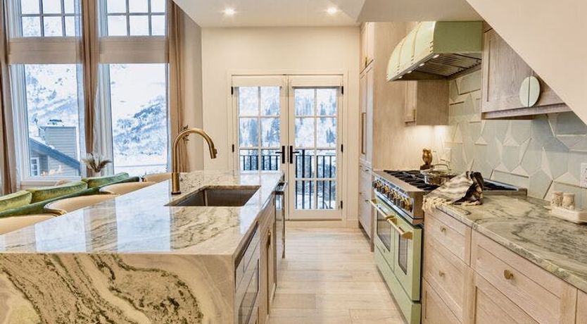 Photo of Quirky Snow Globe