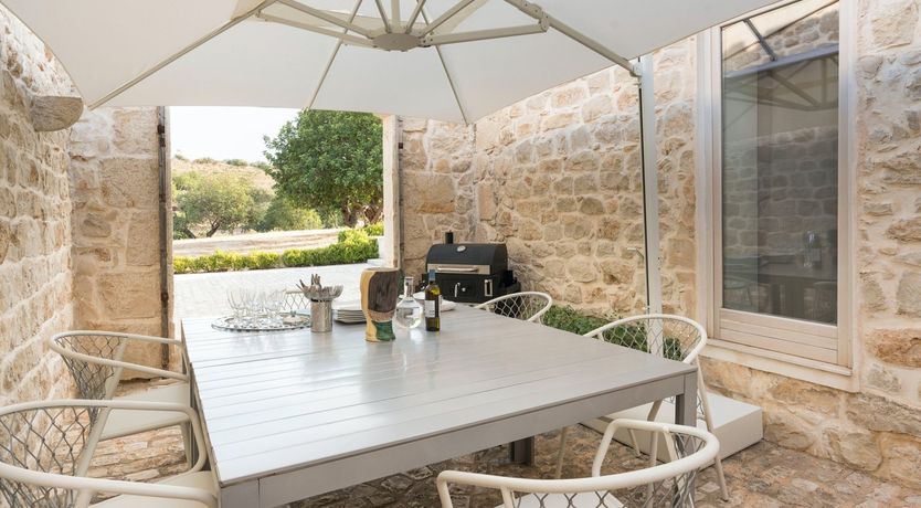 Photo of Luna Mezzo Mare