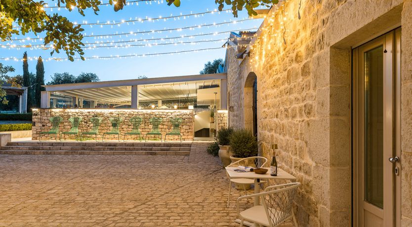 Photo of Luna Mezzo Mare