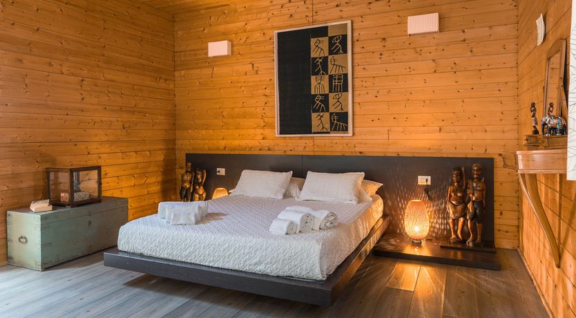 Photo of Luna Mezzo Mare