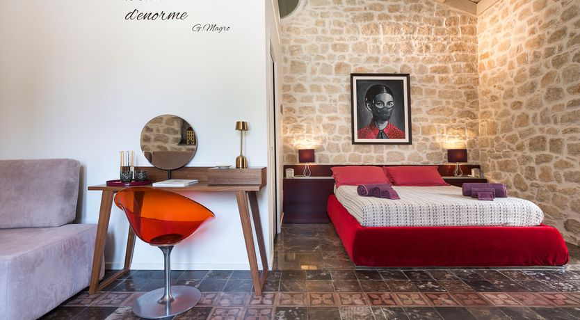 Photo of Luna Mezzo Mare