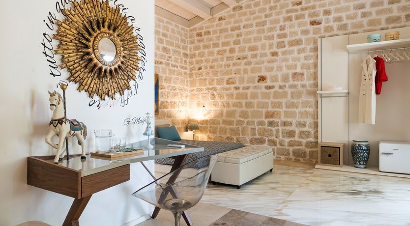 Photo of Luna Mezzo Mare