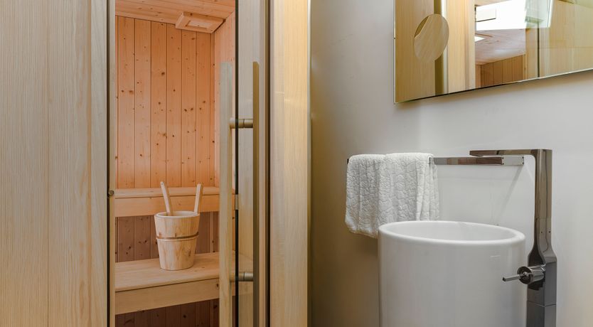 Photo of Luna Mezzo Mare