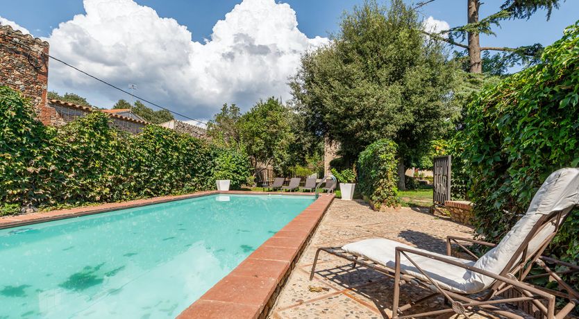 Photo of Crickets & Clover