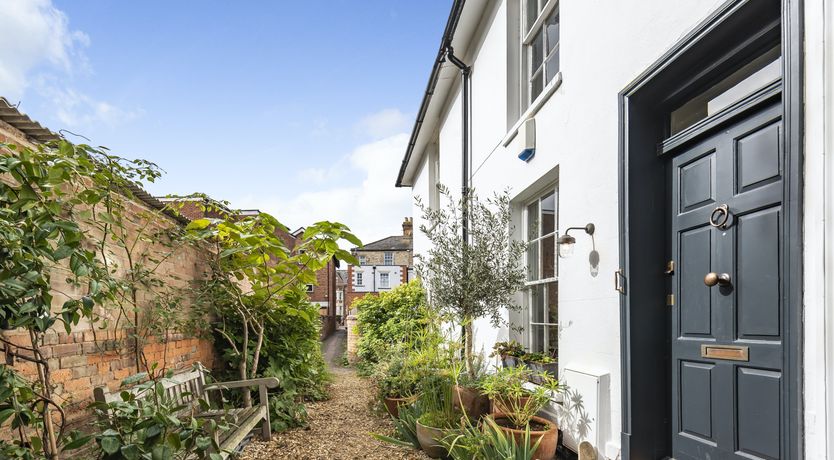 Photo of Highwayman’s Cottage