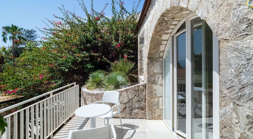 Photo of Seafront Serenade