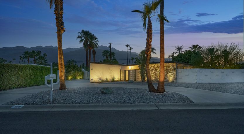 Photo of Midcentury Dreamin'