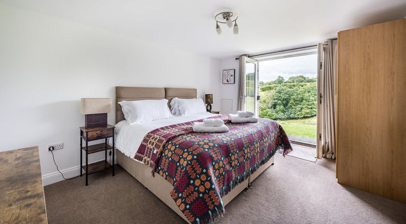 Photo of The Valley Barn