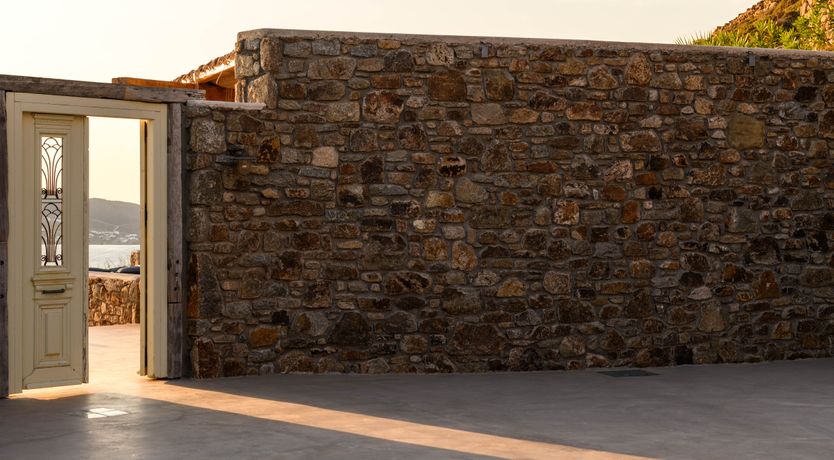 Photo of White Cube Blue