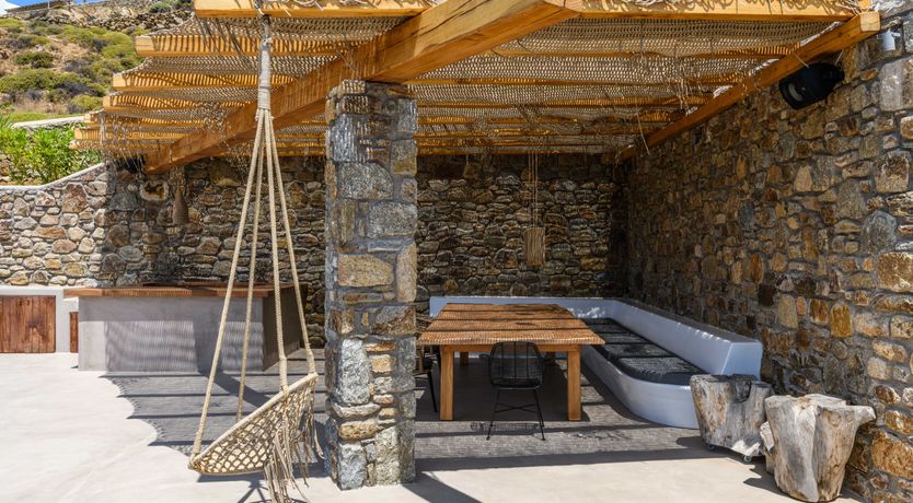 Photo of White Cube Blue