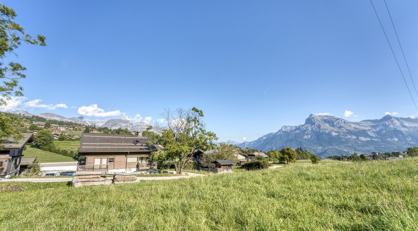 Photo of Les Montagnes