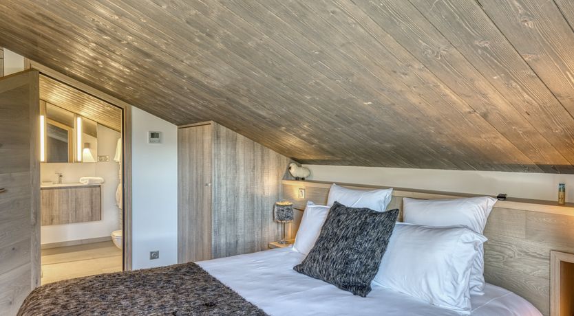 Photo of Les Montagnes