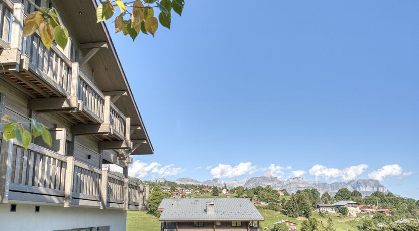 Photo of Les Montagnes