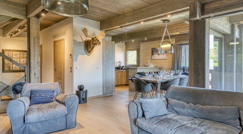 Photo of Les Montagnes