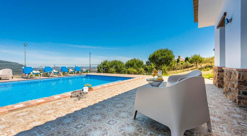 Photo of Comforted by The Horizon