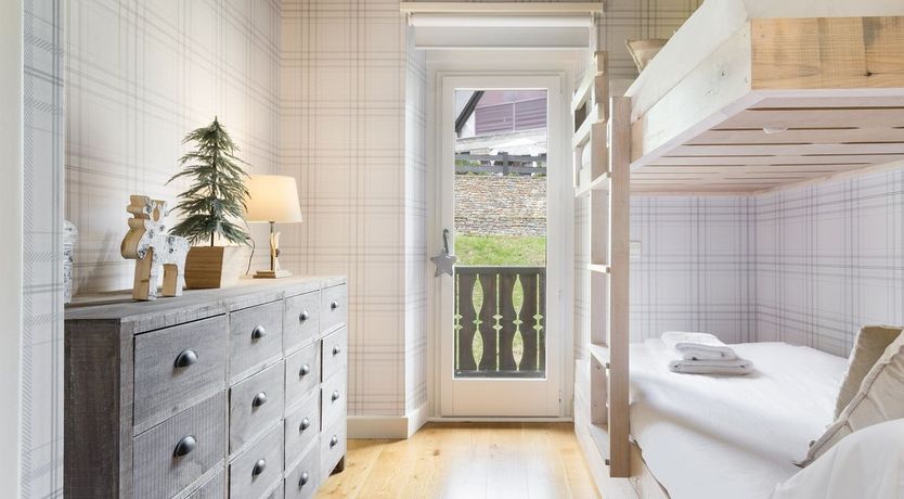 Photo of Star of the Hills